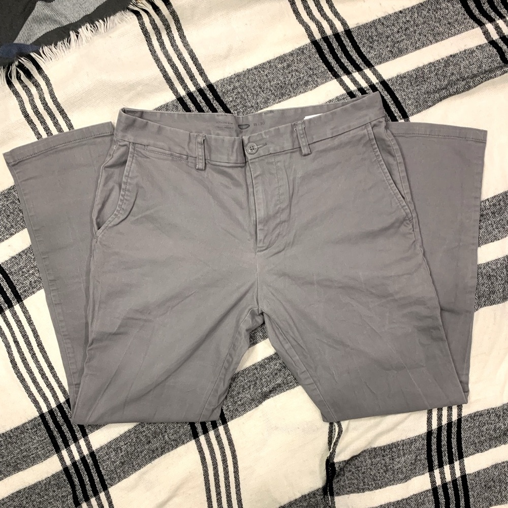 Old Navy Ultimate Slim Gray Khakis 33X30